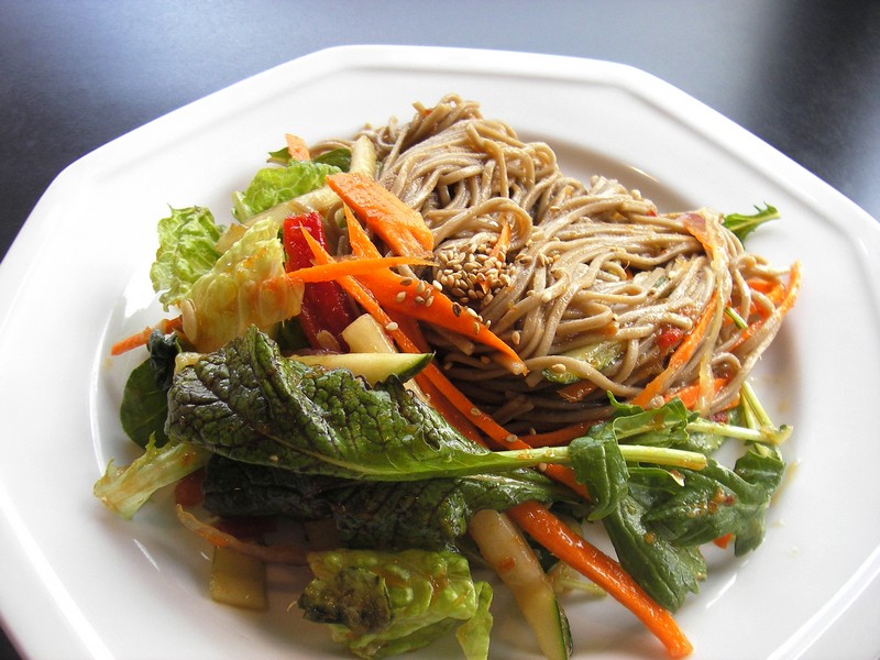 Bibim_Noodle_Salad.jpg