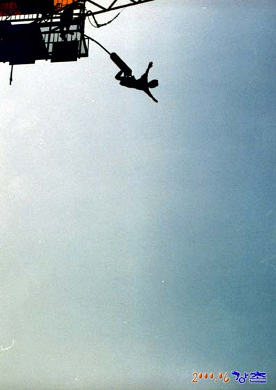 056m.jpg